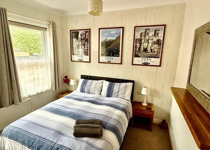 Cosy Victorian - * York